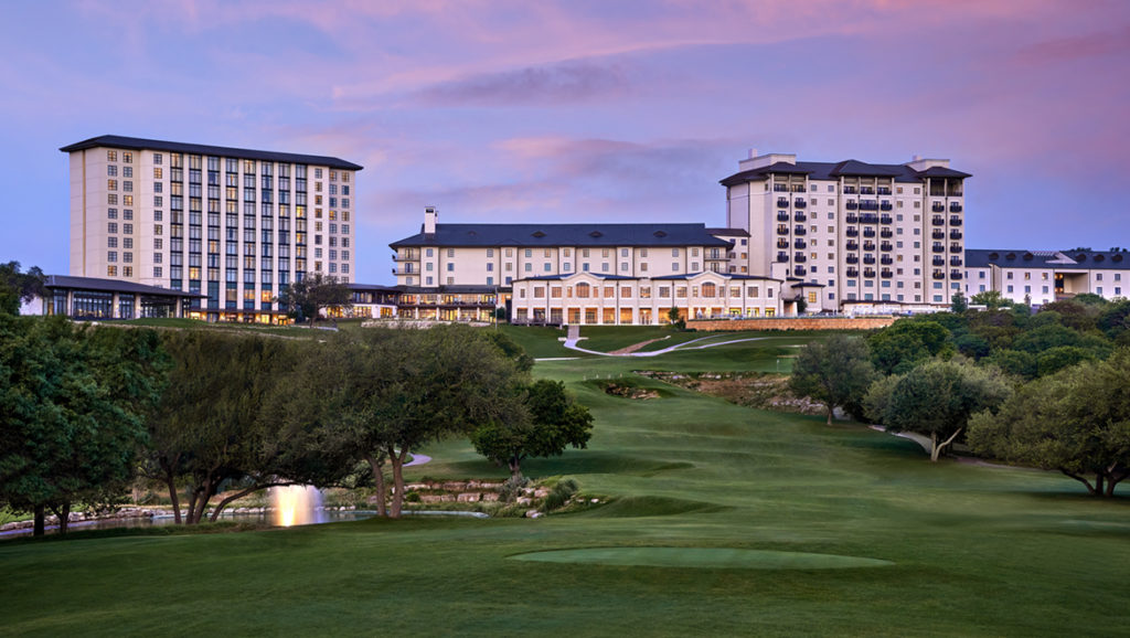 ausrst-omni-barton-creek-resort-fazio-foothills-golf-course-hole-18-hotel-exeterior
