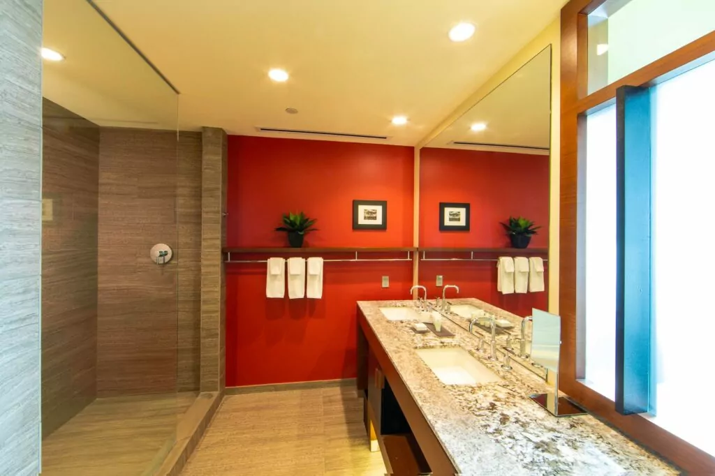 Streamsong_3352_Bathroom-1024x682